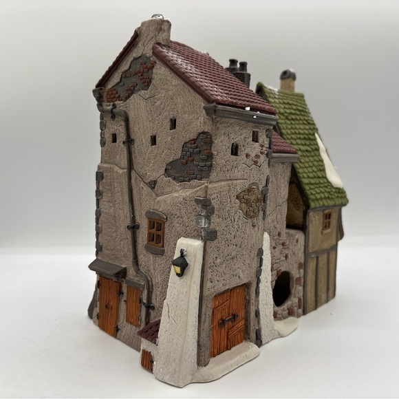 Dept 56 1990 Vintage HVC Dickens Village Oliver Twist Fagin’s Hide-a-way 5552-2 - Picture 4 of 12